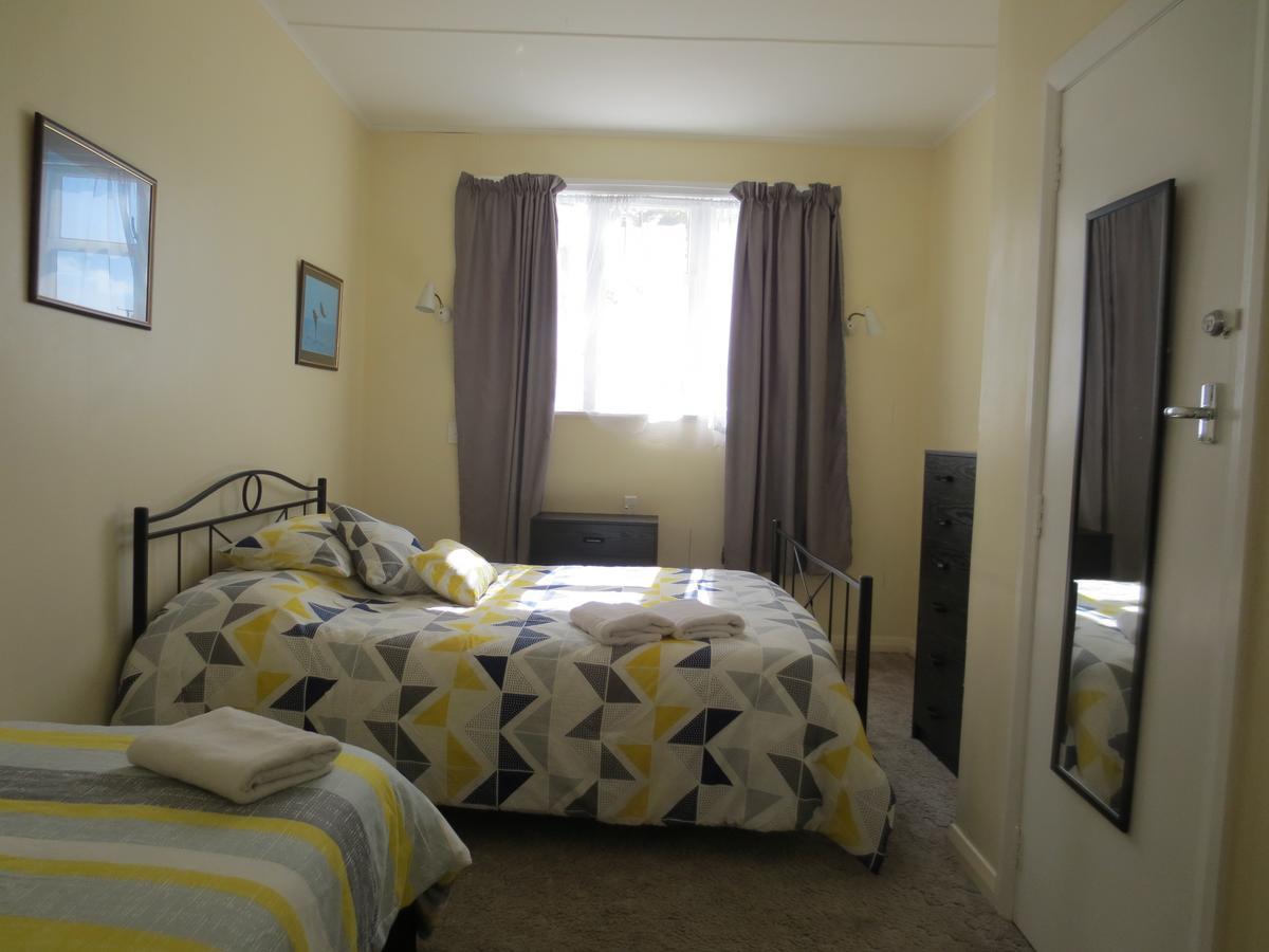 Empire Hotel Featherston ภายนอก รูปภาพ